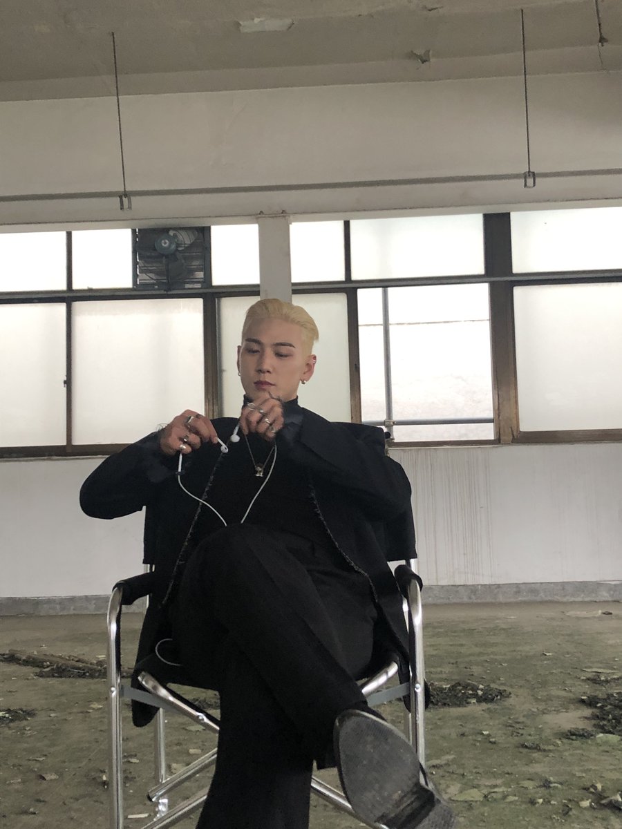 백호(BAEKHO) tweet media