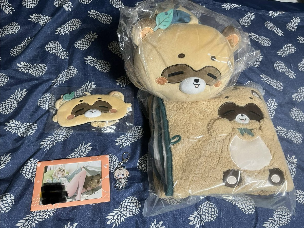 chococake0428's tweet photo. 風真いろは 活動3周年記念グッズ
届いたぞ〜！！！
ぽこべぇかわいい
ランダムアクリルキーホルダーは
初期衣装でした〜

#みてみていろは殿 https://t.co/Mipd3onRGd
