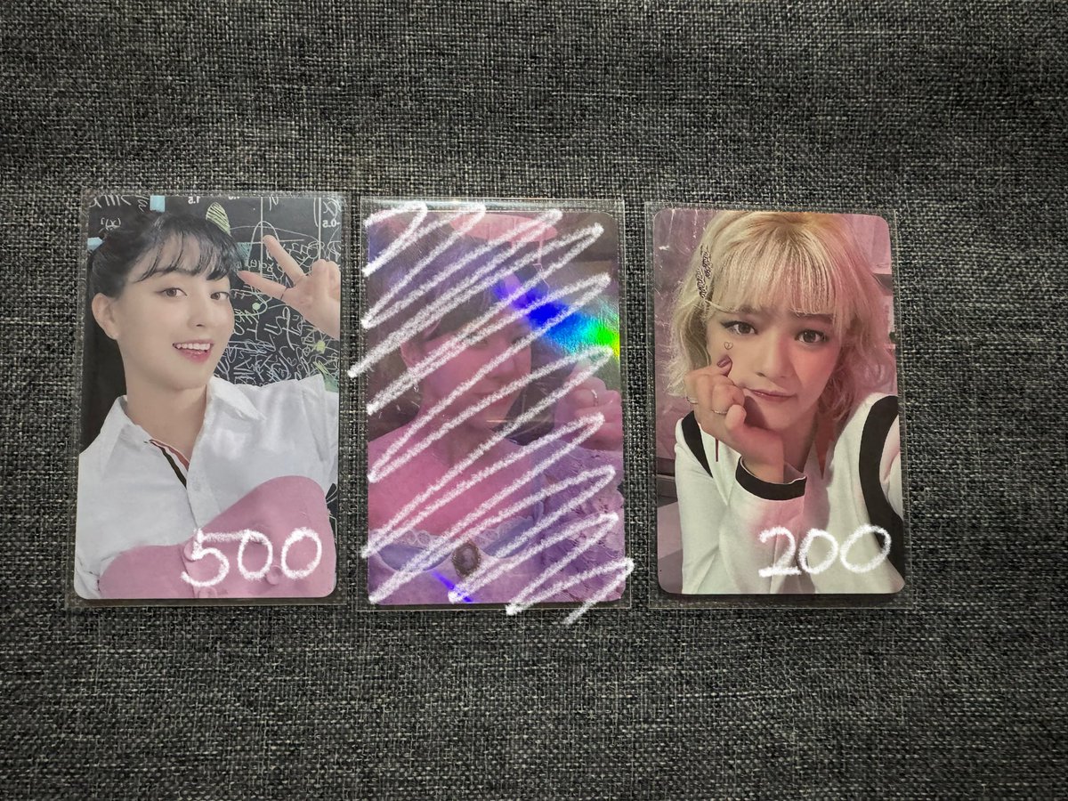 wts lfb ph

╰ ₱ on the pic, tingi

𓏔 payo or dop with 50% nrdp
𓏔 no to rush shipping

🏷️ wtb lfs twice soundwave pob ld jeongyeon jihyo chae indemand aladin