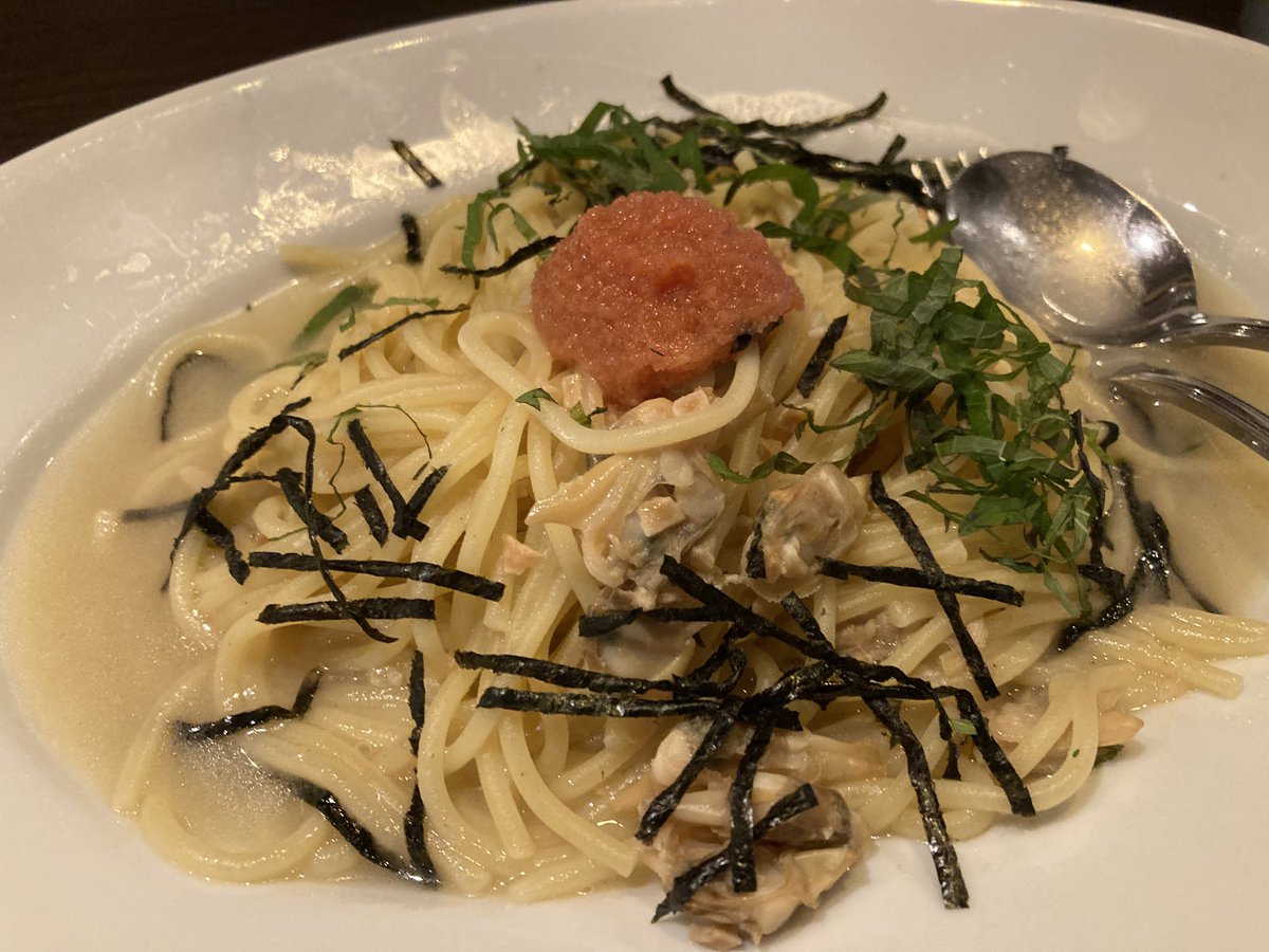 dagromist_bl5's tweet photo. 7/2 ダグ、32回目のバースデーや!🎉 仕事明けでクタクタやけど、馬車道のディナーで魂リチャージ!😋 レガシィも祝ってくれてるぜ!🚗 #ダグ日記 ダグのひとこと: 32歳、仕事も誕生日もダグダグ全開!
#馬車道 #gwork https://t.co/24JpZWACLA
