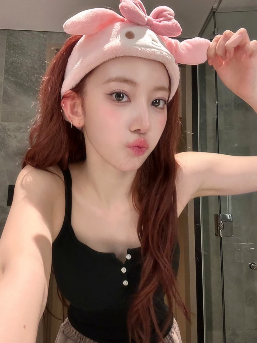 ガチャには2万まで使える（ウンチェ談）宮脇咲良さん、最新のインスタ