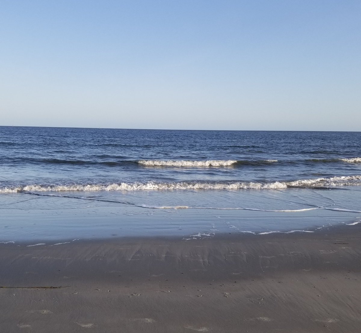 Midweek breather...take a few minutes today to recharge. Be blessed.