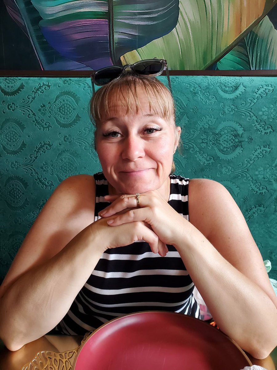 mtpeak_96's tweet image. Shannon update 7/2:
Oh how much I am in love with my girl! I have been so blessed to spend every moment by her side on this cancer journey. As time goes on, eventually our bodies fail us. It could be from age, miscare, disease, accidents or failed mitochondria, cancer.