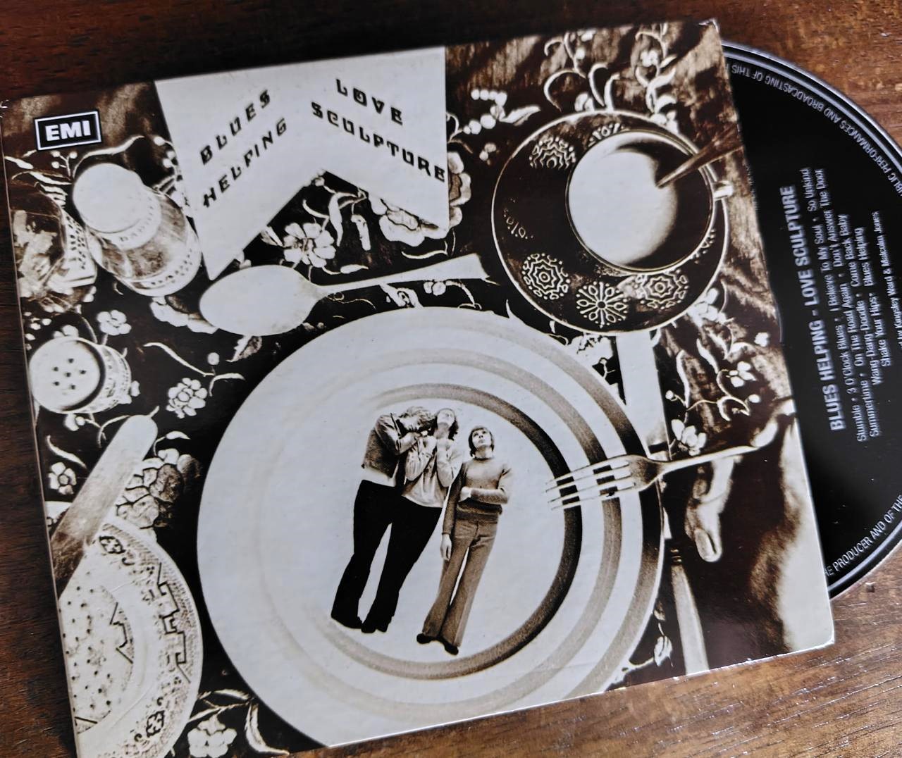 UK耽美系ギターポップバンドSwallow の傑作アルバム Amazon.co.jp: 帯付き CD hide TRIBUTE SPIRITS X JAPAN YOSHIKI