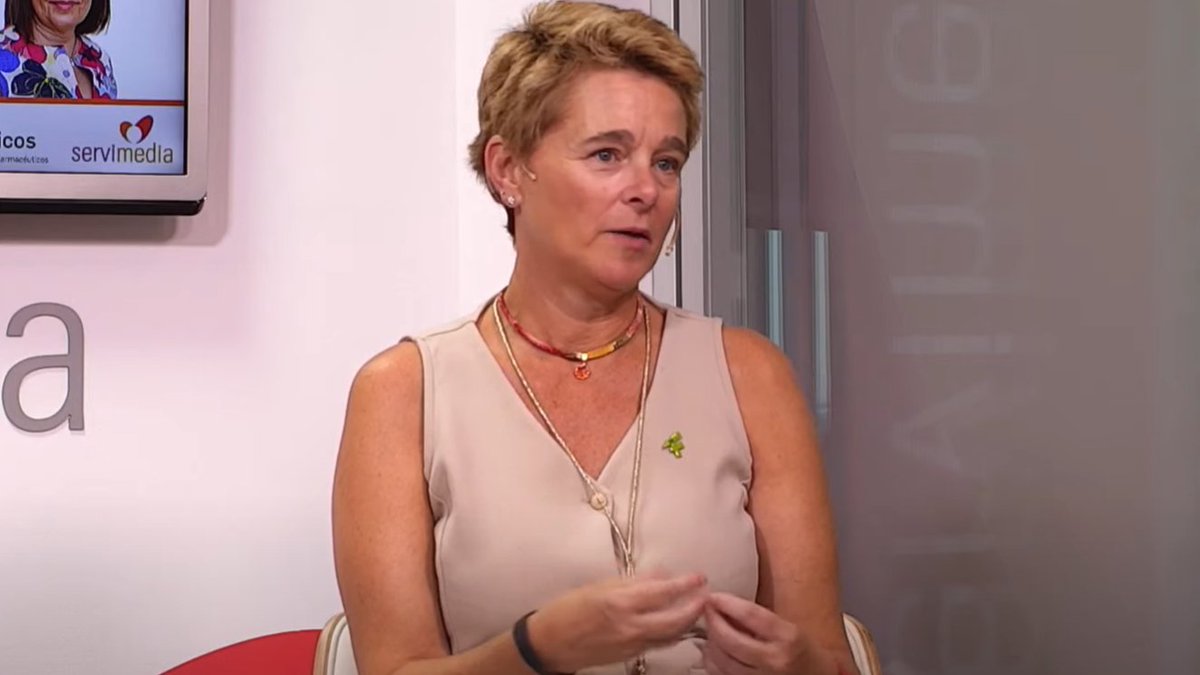 🟣La vicesecretaria del <a href="/ccfcat/">Consell de Col•legis Farmacèutics de Catalunya</a>, María Enrique-Tarancón i Delmàs, desgrana "La meva regla, les meves regles”, la campaña sanitaria que han llevado a cabo con <a href="/gencat/">Generalitat de Catalunya</a>. 

🔎 Y remarca que es una iniciativa no solo de carácter social, también medioambiental porque los productos