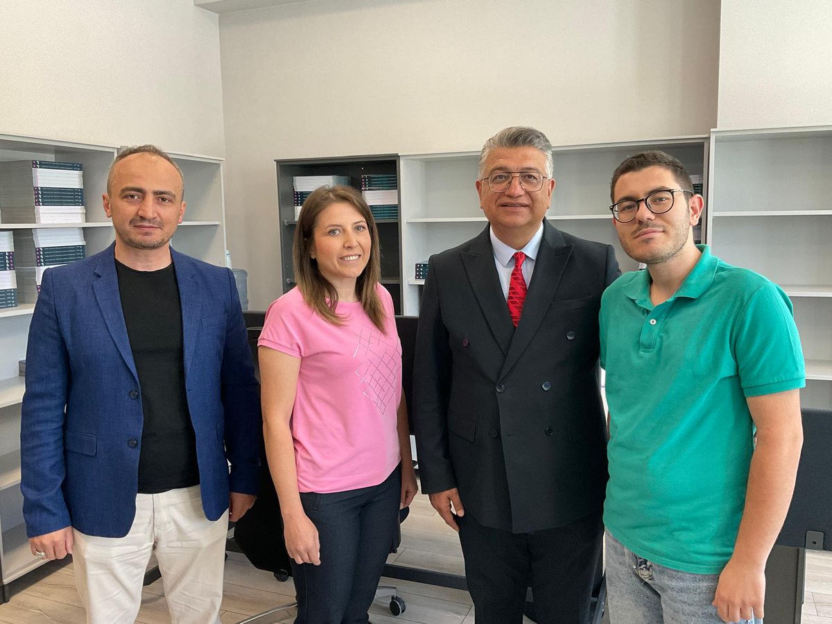 Rektörümüz Prof. Dr. Süleyman Kızıltoprak, teknoloji ve inovasyonun merkezi haline gelen Teknokentimizi ziyaret ederek yürütülen projeleri inceledi. Teknokent yönetimi başta olmak üzere, girişimci ekipleri ve başarılarıyla öne çıkan firmaları tebrik etti.
#üniversitemdpü