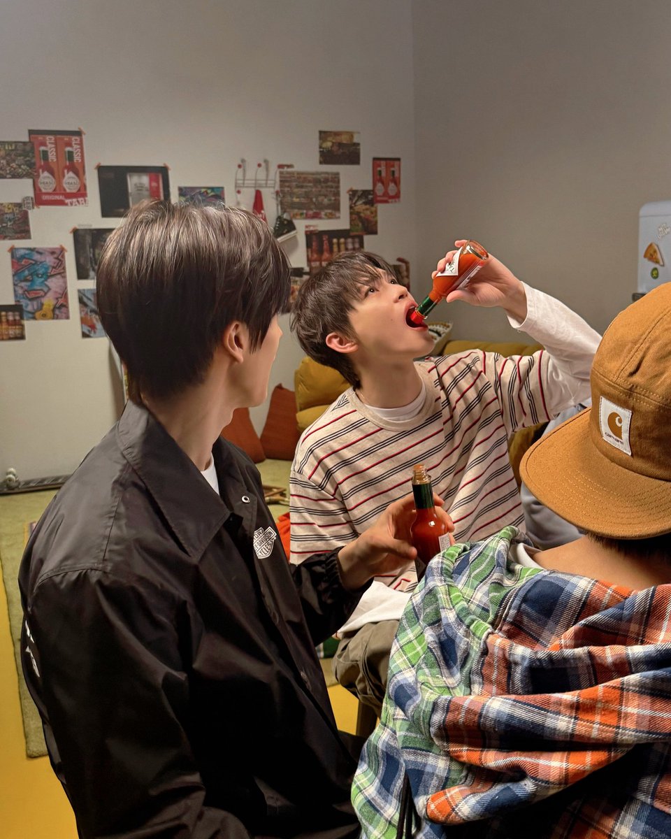 chenjistars's tweet photo. life is so empty without my chenji 🥺 https://t.co/ZurHtPa4Sd