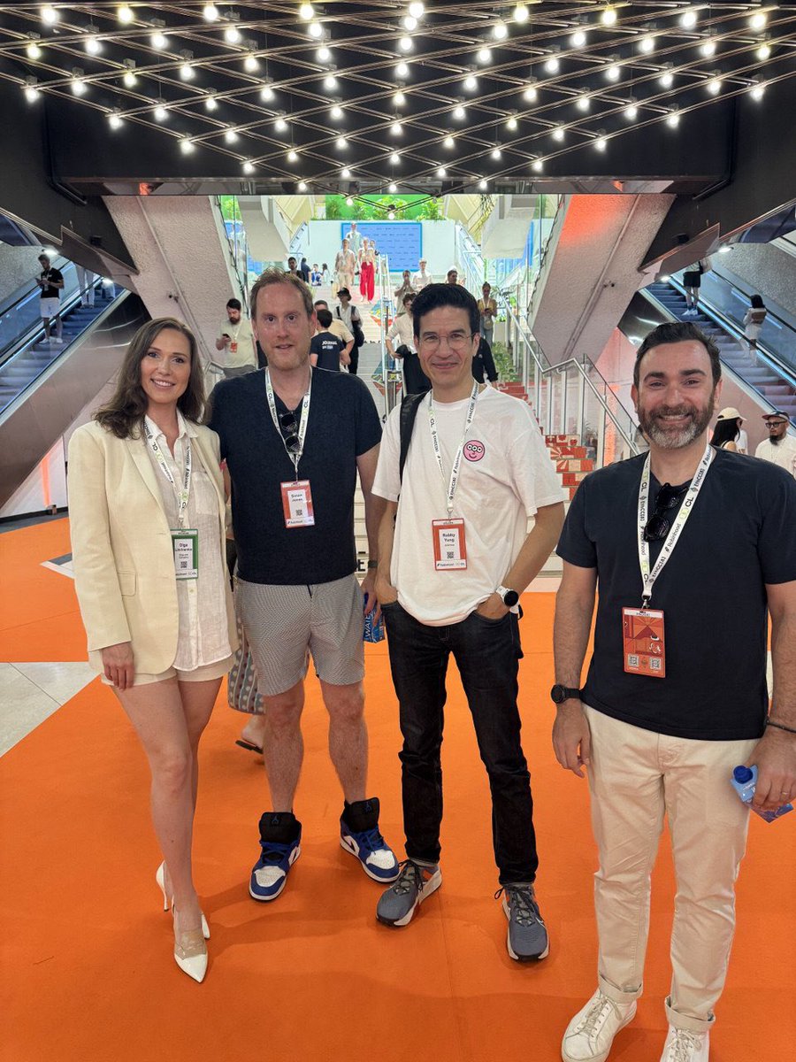 Robby Yung ⦿⦿⦿ (@viewfromhk) on Twitter photo Had a great panel discussion on building brands in Web3, and I got to share the main stage at <a href="/EthCC/">EthCC - Ethereum Community Conference</a> with <a href="/simonJones265/">Simon Jones</a>, <a href="/nealgnyc/">Neal Gorevic</a>, and <a href="/15nenko/">Olga Litvinenko</a>. Thank you everyone who came out 🙏! Had a great panel discussion on building brands in Web3, and I got to share the main stage at <a href="/EthCC/">EthCC - Ethereum Community Conference</a> with <a href="/simonJones265/">Simon Jones</a>, <a href="/nealgnyc/">Neal Gorevic</a>, and <a href="/15nenko/">Olga Litvinenko</a>. Thank you everyone who came out 🙏!