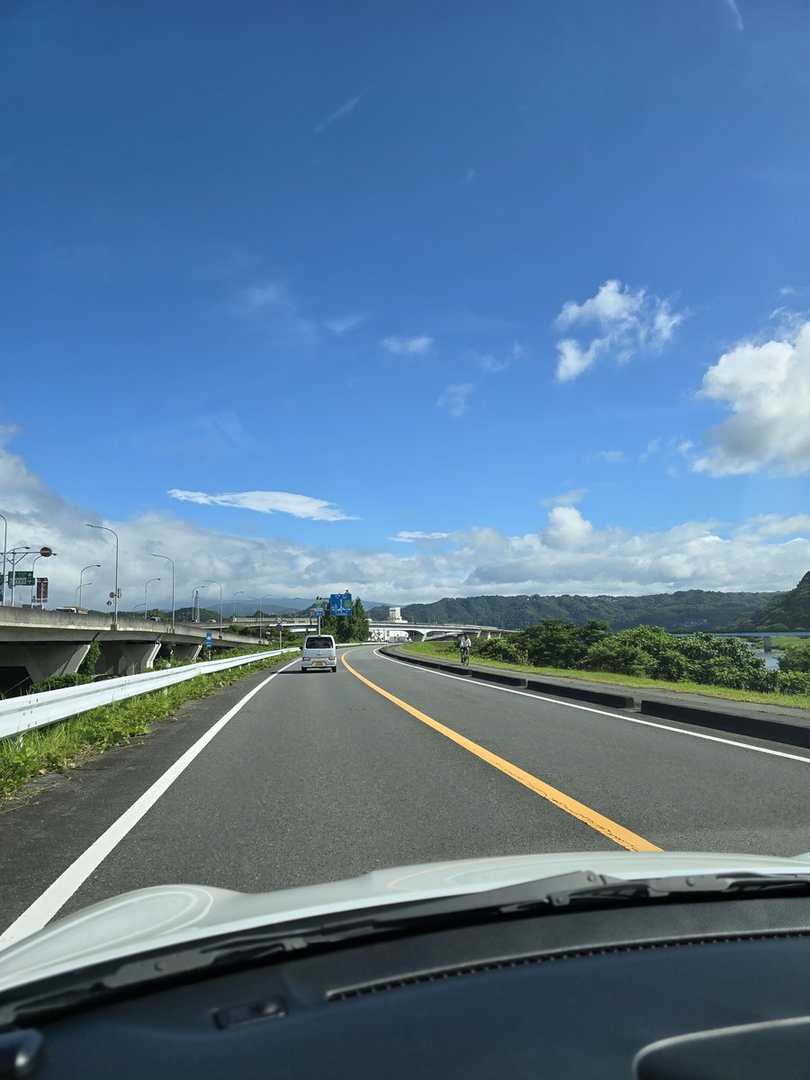 talbo73's tweet photo. 日頃の行いが良すぎて静岡の某高級ホテルペア宿泊券が当たったので行ってきました。 https://t.co/dWJKJXcTfW