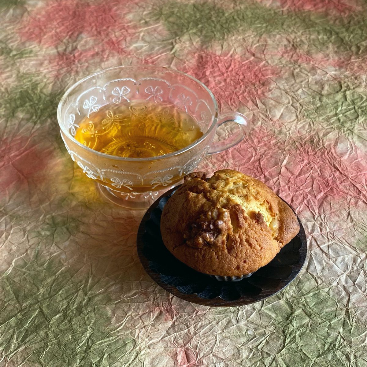 暑い日は暑い国のお茶がやはり合うのか
HATVALA LOTUS TEAを淹れました
  #茶好連
