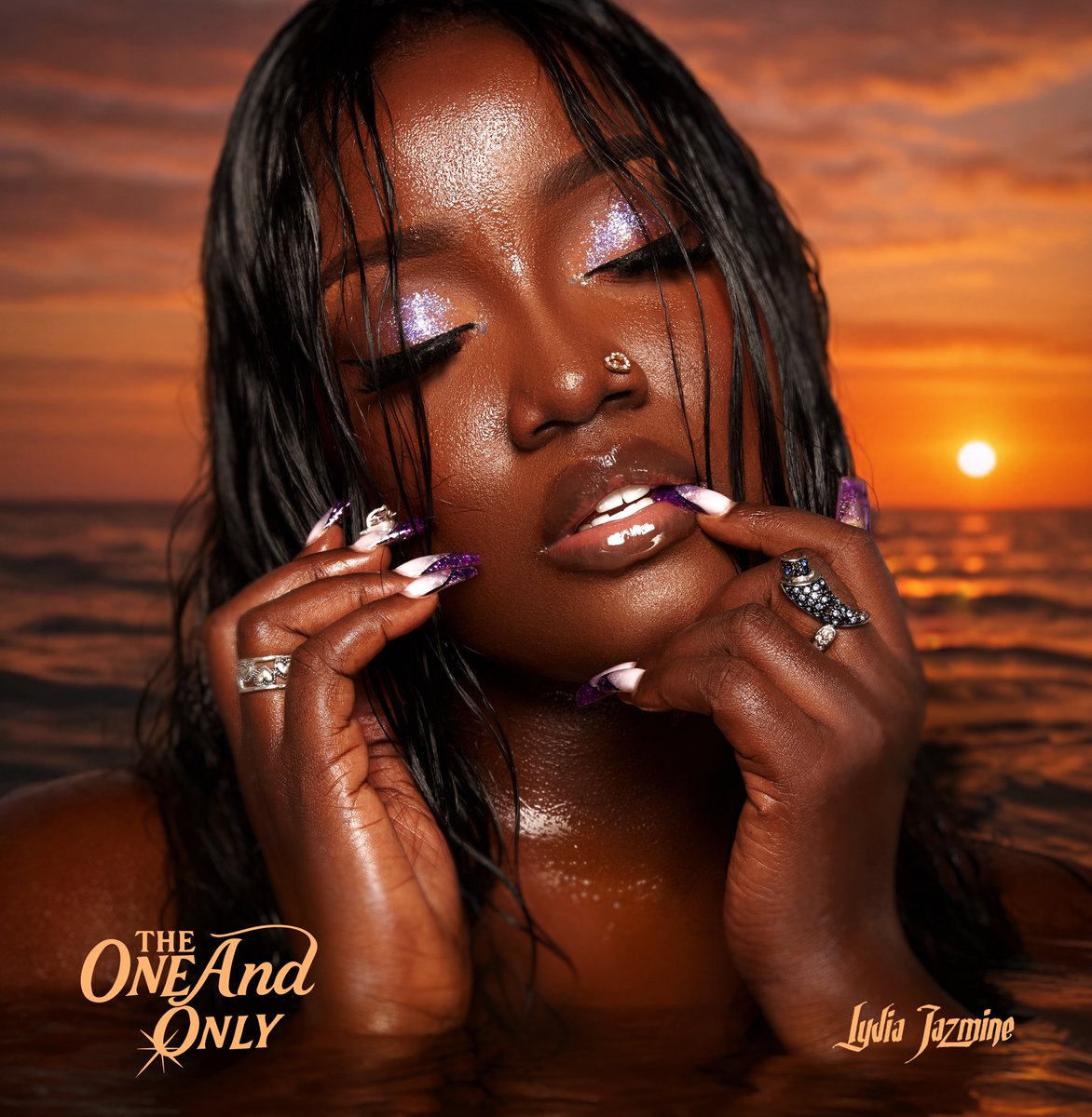 LydiahJazmine's tweet photo. #THEONEANDONLY is my other identification
You Are Going To Get A PIECE OF ME
I Have Been Cooking For Over 2 Years. Now Is The Time🙏🏾
PS: this is not our official Album Cover Though It’s fire lol we have got a lot of surprises 🤭
#theoneandonlyalbum #thisjuly #ljmusic #lydiajazmine