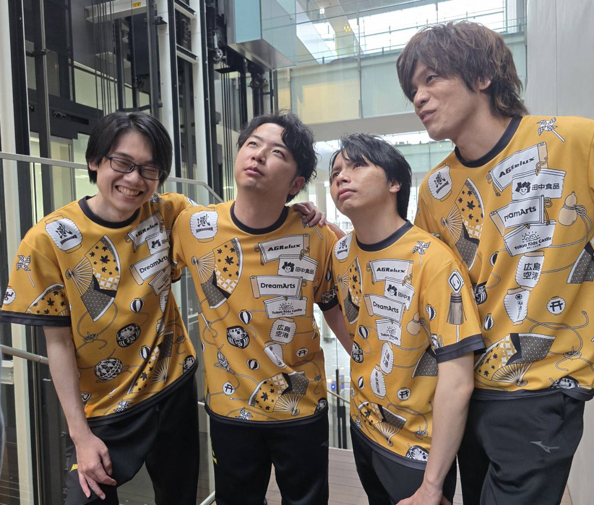 SFLの撮影に来ました。
みんな仲良し!!