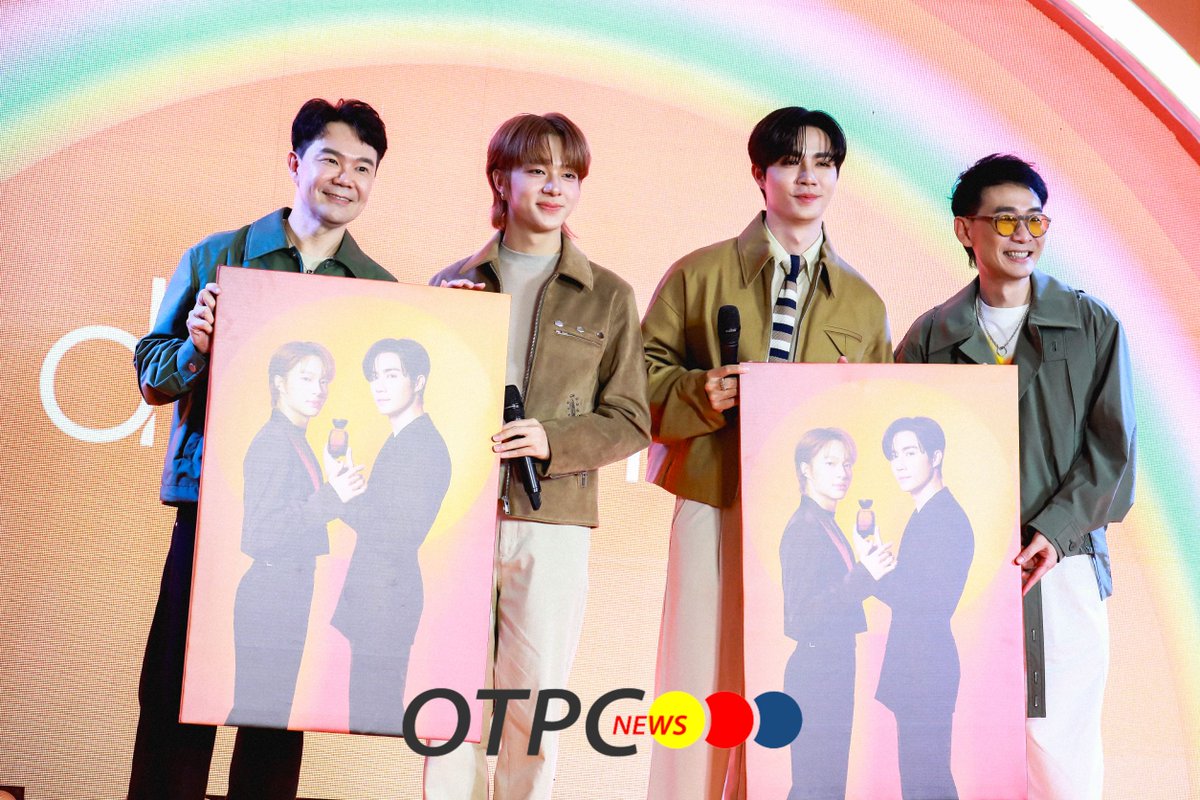 otpc_story's tweet photo. "ซี-นุนิว" ในฐานะ MUSE คู่แรกของแบรนด์ DIVANA ร่วมเปิดตัวแคมเปญ "The Power of Sunrise" ชูแนวคิด "ความงามที่ยั่งยืน"

#ZeePruk #NuNew 
#ZeeNuNew #ซีนุนิว
#DivanaxZeeNuNew
#ThePowerOfSunrise
#ZonZonsScent
#scentedbydivana https://t.co/mr75amWIK9