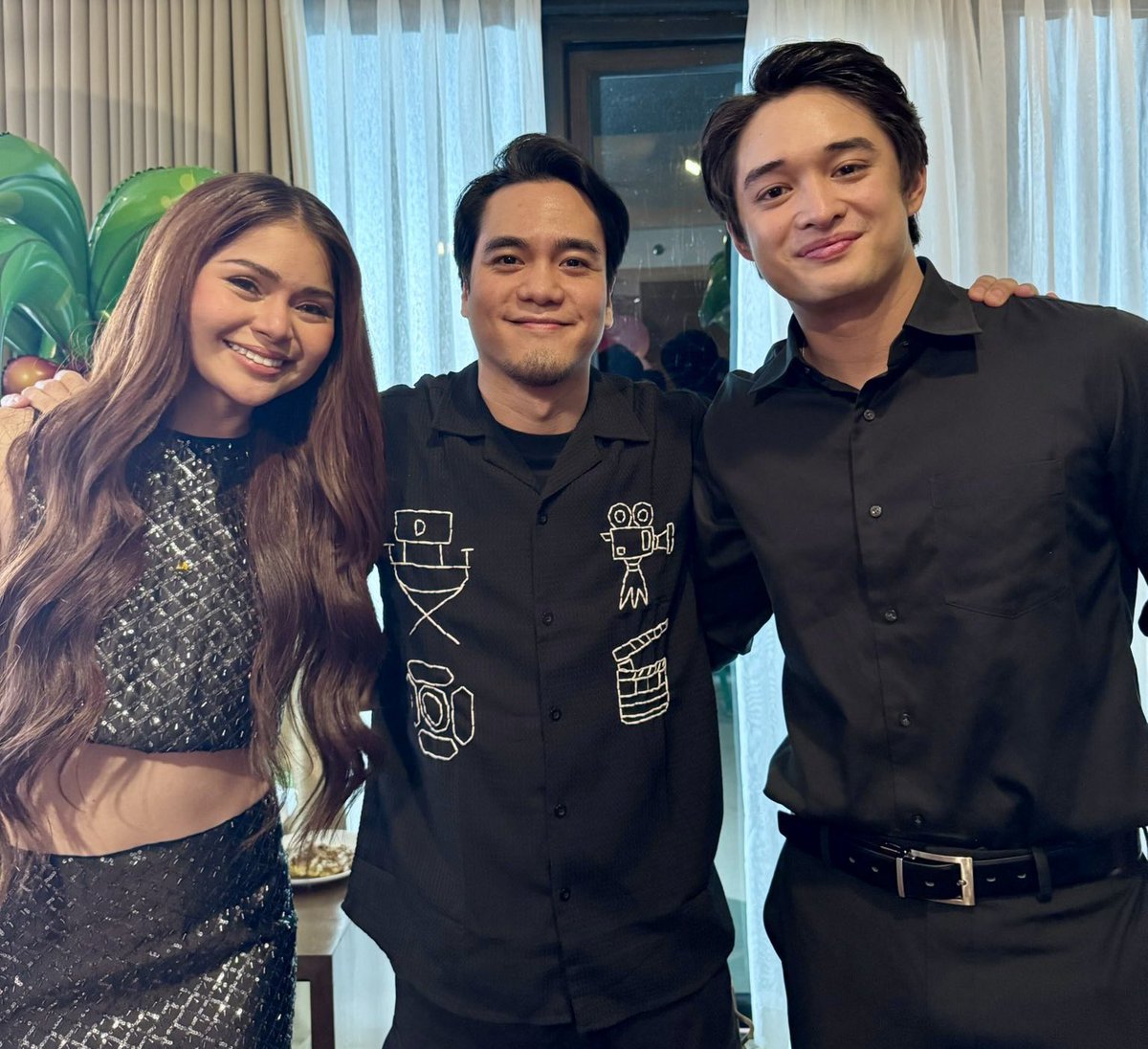 aubreyverse_'s tweet photo. And that's a wrap for the Avenues of the Diamond 🥺💎@Itsmeaubreyc @lancejustincar 

One of the BEST adaptation series directed by the one and only Direk @ginomsantos! 🔛🔝

#AvenuesOfTheDiamond 
#AubreyCaraan #LanceCarr 
#LanceBrey #AOTD https://t.co/PnW3mHvAJC