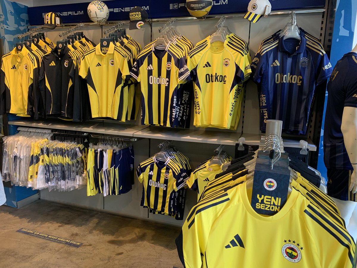 🎤 2025/26 Adidas Maç Formlarımız ve A Takım Ürünleri Mağazamızda Satışa Sunulmuştur.Detaylı bilgi için bize 📞 0216 565 1907 numaralı telefondan ve 📱0554 857 1907 numaralı whatsapp hattımızdan ulaşabilirsiniz.  #BizeEmanet