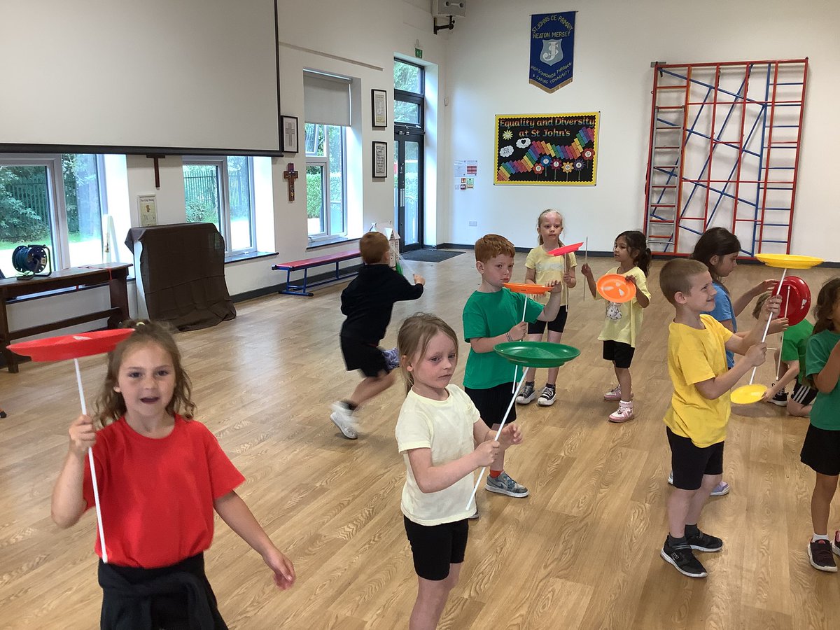 Year 1 St John’s tweet media