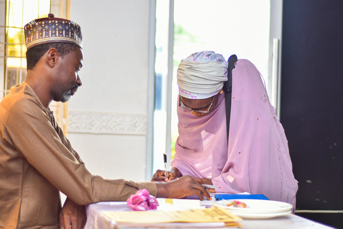 switchadvisory's tweet photo. Kicked off the Niger FRILIA Training with a warm welcome at the registration table!

Participants came in fresh ready for the 2-day training. 

#FRILIA #SABER #SwitchAdvisory #LandBasedInvestment #AgriculturalInvestments https://t.co/4cY1ZxJ39A