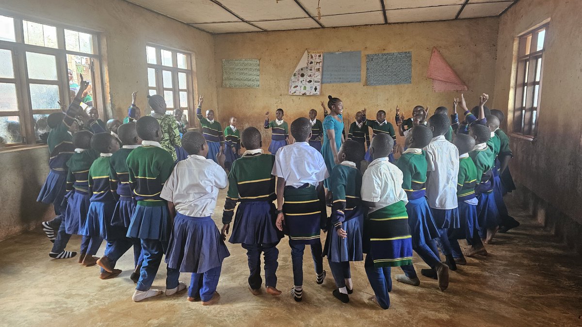 palnetworkHQ's tweet image. What do foundational learning levels look like in Nepal and Tanzania? Our latest blog by Najme Kishani unpacks key insights from the My Village 2 baseline assessment, covering over 7,000 children across 35 villages.
Key findings:
· In Tanzania, girls consistently outperform…