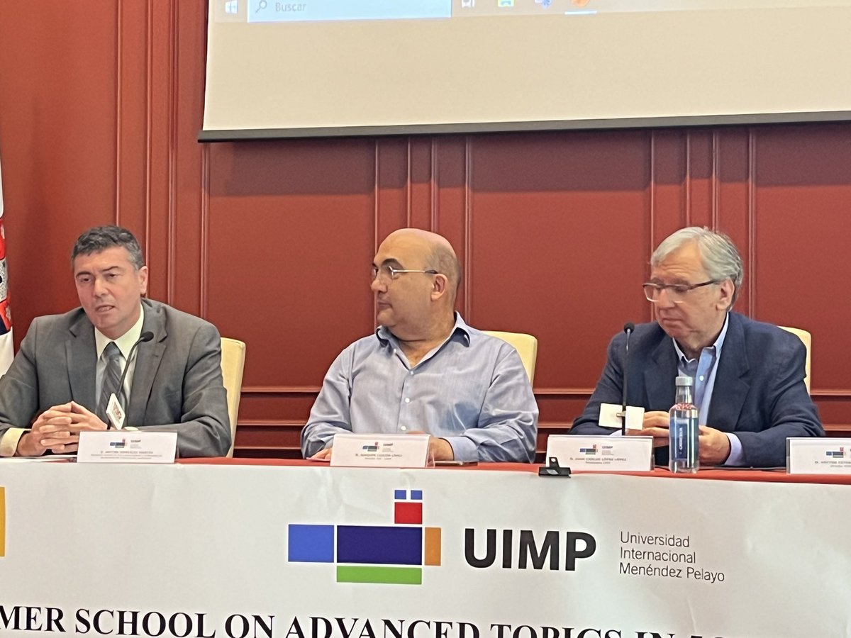 Adrián Nogales E. tweet media