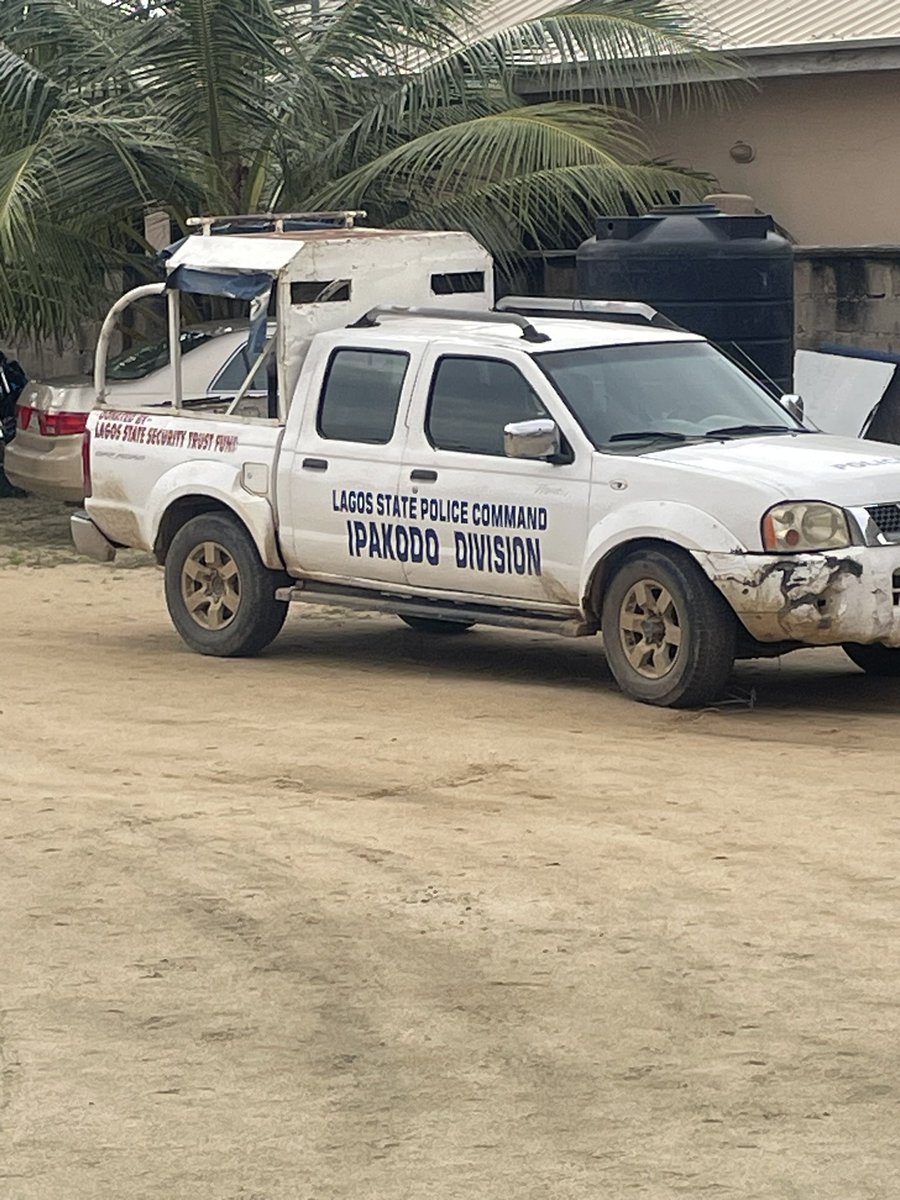 its_orindayo's tweet photo. @thatverydarkmnn @IkoroduB @followlasg In as much as we are focused on the recovery of my brother ,we want justice !
The culprits  bike has been seized .
For now I appreciate this police station and I wouldn’t want to do otherwise if anything is done outside of our agreement . https://t.co/qrJrge3kXV