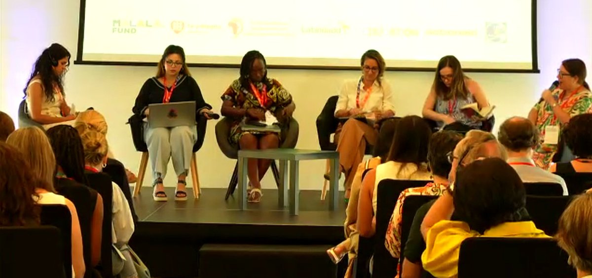 <a href="/macarenaromealv/">Macarena Romero</a>, en el evento: Financiar el futuro: poner la educación en el centro de la arquitectura financiera global "La construcción del mañana empieza hoy, con nuestra unión por el derecho a la educación, donde no solo estamos nosotros, sino  los estudiantes y maestros".