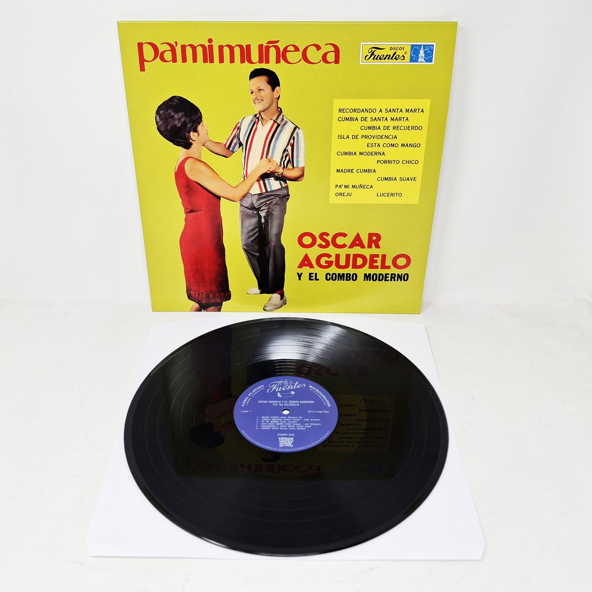 Esta  joya de coleccionista a cargo de Óscar Agudelo y el Combo Moderno titulada “Pa’ mi muñeca” recrea la fuerza de la cumbia y supone un hito en su evolución en 1966, cuando se editó originalmente en Discos Fuentes. 
munster-records.com/producto/pa-mi…
vampisoul.bandcamp.com/album/pa-mi-mu…
