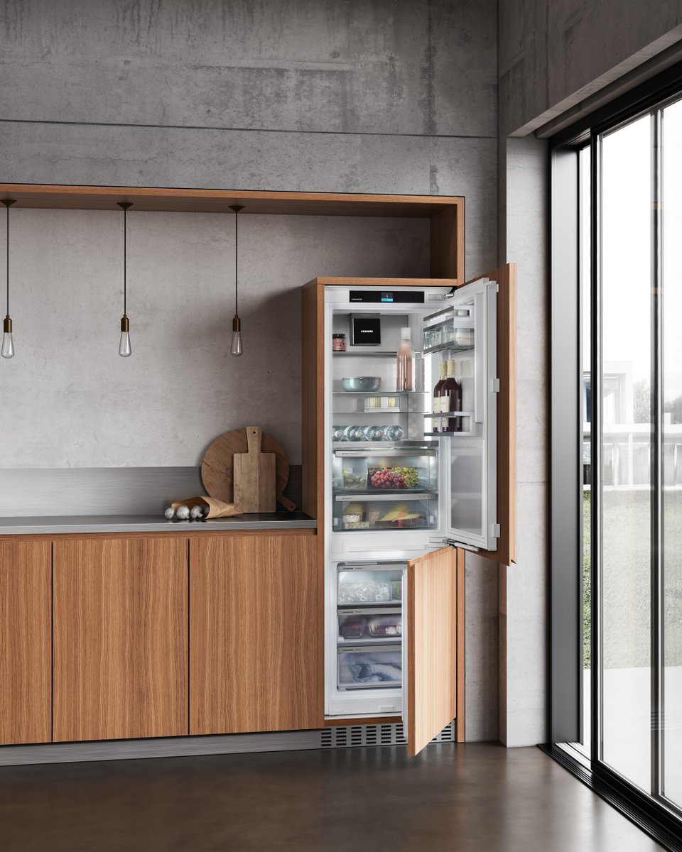 Standing tall at 194 cm, our fully integrated XL appliances deliver up to 30 L more capacity 🌟 Perfect for ambitious kitchens.

Plus, as part of our summer promotion, every XL model comes with a free 10-year guarantee until 31 July.

liebherr.com/en-gb/fridges-….