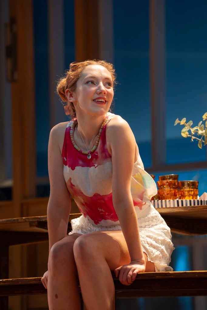 DMTWestEnd's tweet image. Want to escape the heat? Head to the Hamptons in the last few performances of My Master Builder.
Don't miss your chance to see this 'robustly elegant production' (The i) which has its final performance on 12 July at Wyndham’s Theatre.
🎟️delfontmackintosh.co.uk/whats-on/my-ma…