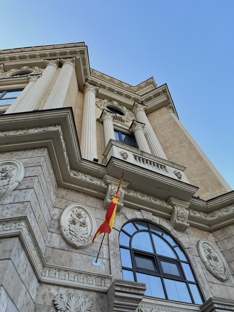 thyrnnisa's tweet photo. 📍🇲🇰 https://t.co/MhlIesduuO