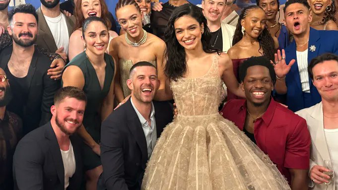 OfficialALW's tweet image. Congratulations to the cast and team of @EvitaMusical on last night's incredible opening performance! - Team ALW
📸: Baz Bamigboye/Deadline