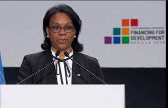 GarcelMarci's tweet photo. Exige vice primera ministra cubana justicia financiera global https://t.co/26CJwjaxkc https://t.co/Wz781njpvi