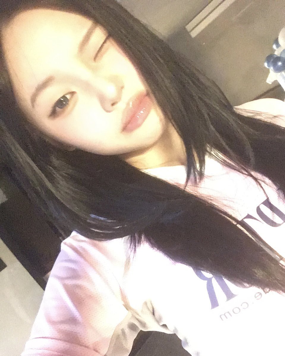 [#보은]

🐰

#CLASSy #클라씨
#BOEUN