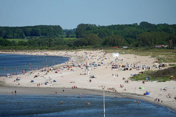 Mann am Priwall-Strand verstorben dlvr.it/TLh77c #Lübeck #Travemünde #Ostsee #Kriminalpolizei #Notfallhilfe