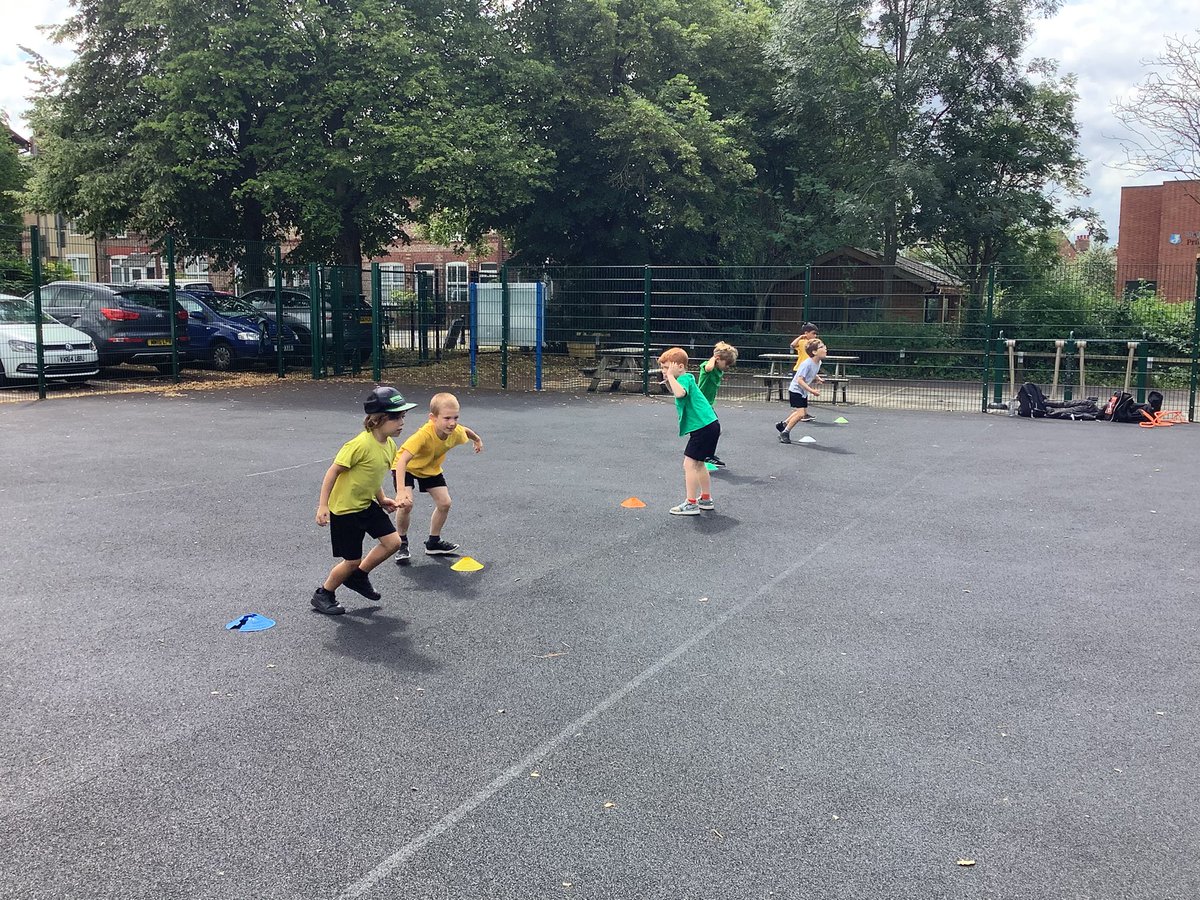 Year 1 St John’s tweet media