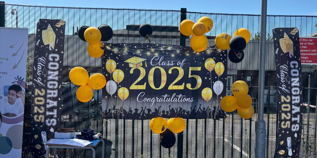 Last week, the TCES community gathered to celebrate some of our staff graduating with the Level 3 Award in Therapeutic Education and Group Process. We are so proud of their hard work and commitment and are looking forward to seeing them continue to succeed 🎓
#graduation