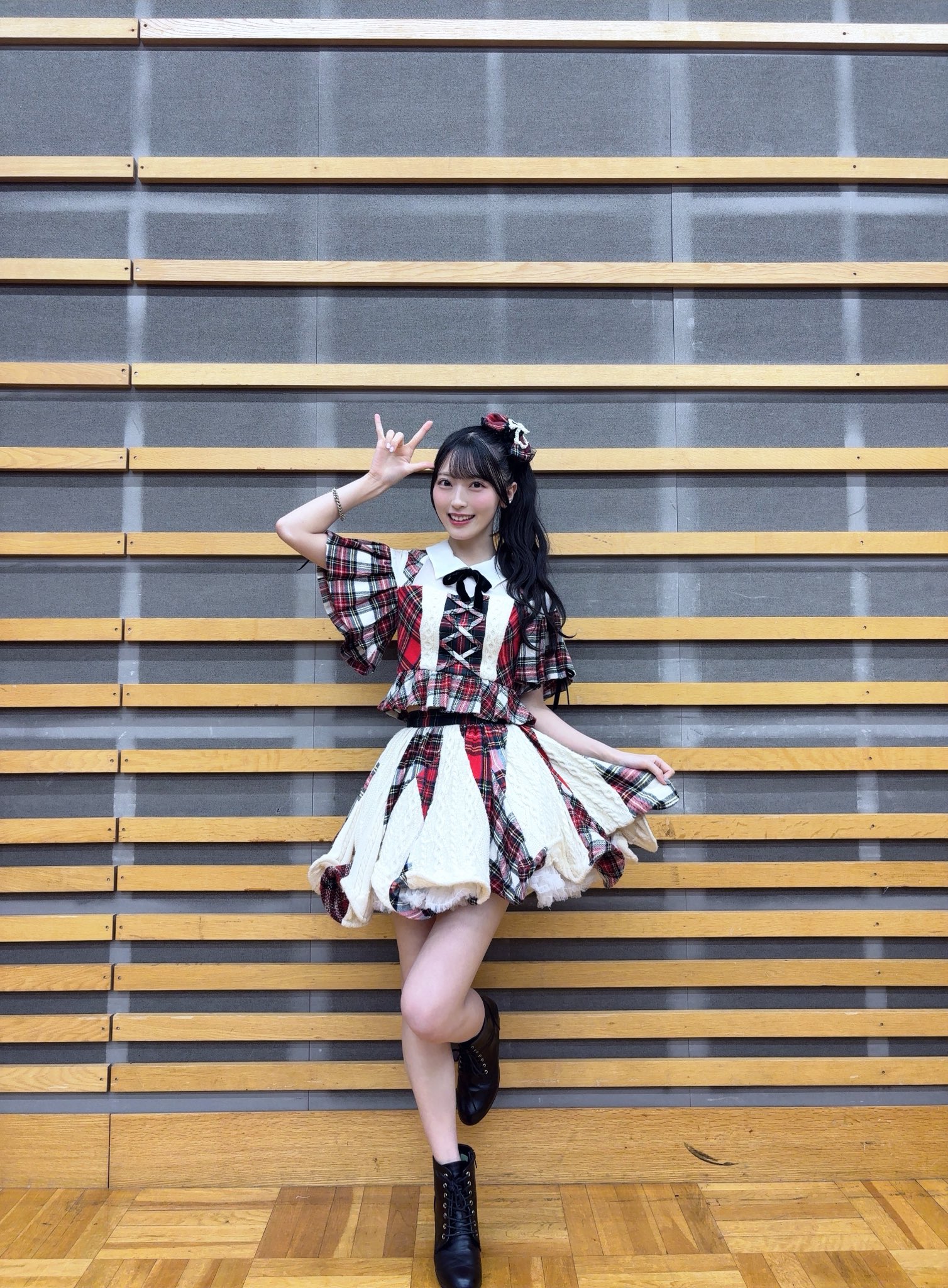 ぽ*ち様 AKB48歌謡祭 スペシャルくじ サイン入りフラッグ 佐藤綺星 ぽ*ち様 AKB48歌謡祭 スペシャルくじ サイン入りフラッグ 佐藤綺