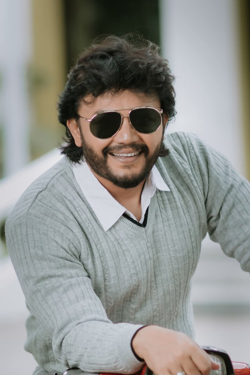 Wishing <a href="/Official_Ganesh/">Ganesh</a> a very Happy Birthday 💐🎁🎉

#HappyBirthdayGanesh
#happybirthdaygoldenstar
#HBDGoldenStarGanesh 
#GoldenStar