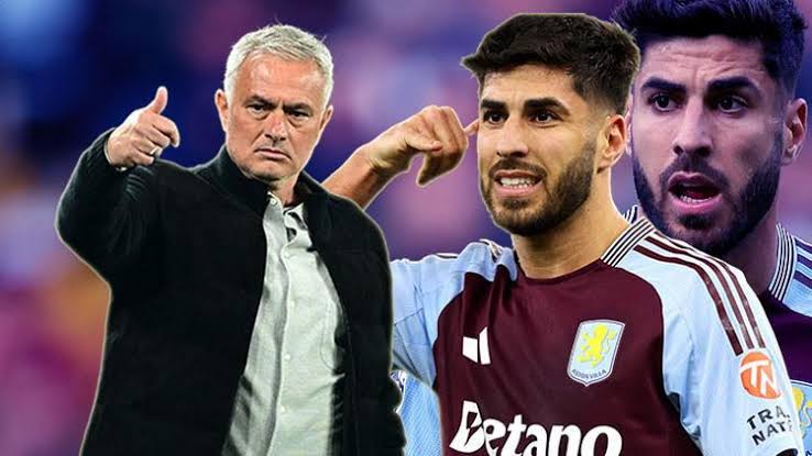 📢 SÖYLENTİ!

• Paris Saint-Germain forması giyen Marco Asensio'nun Fenerbahçe'ye önerildiği ve Fenerbahçe'nin resmi teklif yaptığı iddia edildi.

• Ayrıca Jose Mourinho'nun oyuncu ile görüşme gerçekleştirdiği belirtildi.

🔗 <a href="/yagosabuncuoglu/">Yağız Sabuncuoğlu</a>

🇪🇸 Uyruk: İspanya 
🎂 Yaş: 29