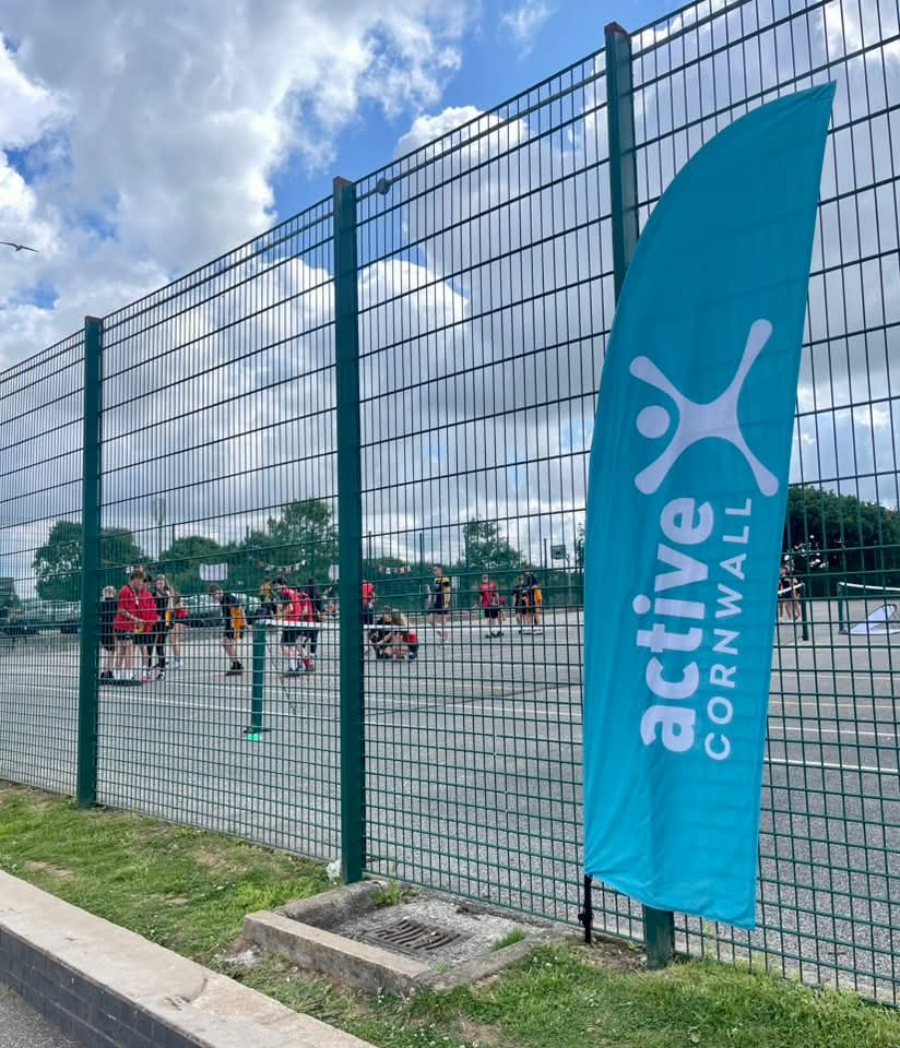 Active Cornwall (@cornwall_active) on Twitter photo Our final Time2Lead session of the year with 100 pupils from 7 schools across #Cornwall on their journey to becoming confident #volunteers, boosting their CVs & #employability. 🙏 to <a href="/DT_coaching/">DT Coaching</a> for their fun practical sessions towards real #volunteering roles over the summer 🤩 Our final Time2Lead session of the year with 100 pupils from 7 schools across #Cornwall on their journey to becoming confident #volunteers, boosting their CVs & #employability. 🙏 to <a href="/DT_coaching/">DT Coaching</a> for their fun practical sessions towards real #volunteering roles over the summer 🤩