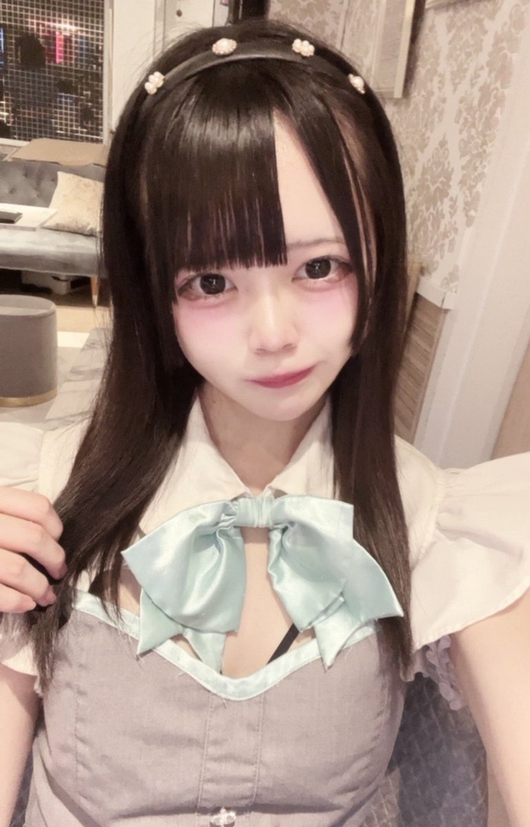 今日いるよ！会いに来て〜(´•̥ω•̥｀)

 #自撮り界隈  #自撮り界隈さんと繋がりたい 
 #いいねでDM   #コンカフェ嬢  
 #コンカフェ営業   #いいね返し 
 #コンカフェ好きな人と繋がりたい