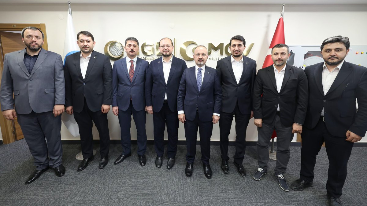 İçişleri Bakan Yardımcımız Bülent Turan Bey, Genel Merkez Binamıza hayırlı olsun ziyaretinde bulundular.

Nazik ziyaretleri için teşekkür ederiz.