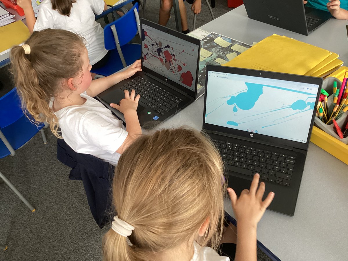 raeburnprimary's tweet image. Year 2 have created their own digital action paintings in the style of the famous artist #jacksonpollock
#Raeburncomputing  #RaeburnYear2