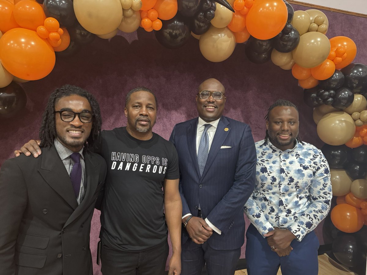 #GrowingForwardLR—Thank you Kevin Hunt for your servant leadership and positive impact on Little Rock’s youth. It was an honor to share words of encouragement at the annual Two Suite No Choice Youth Summit.