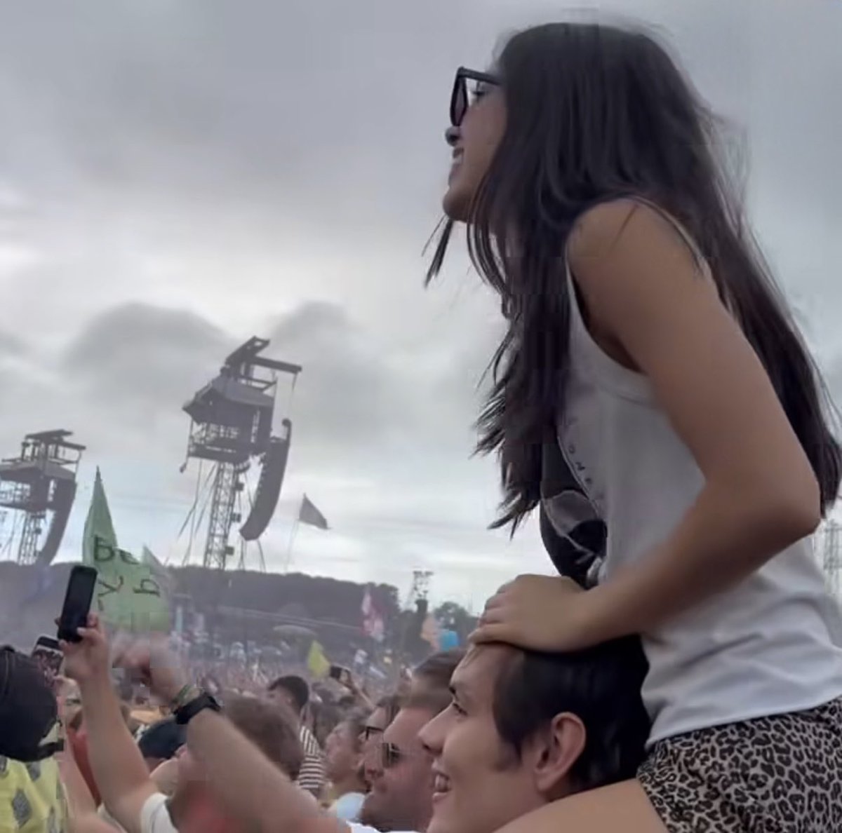 the girlies are truly in love and i’m so here for it