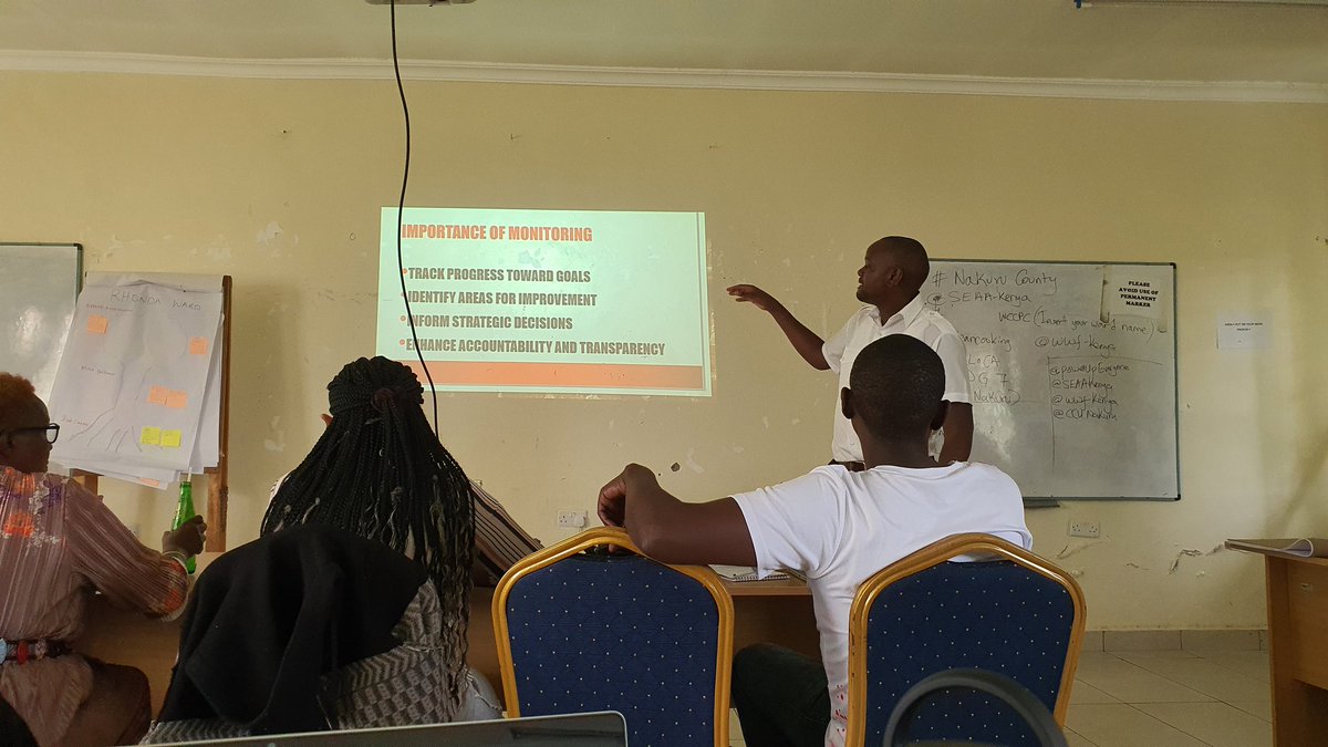 SEAAKenya's tweet photo. On our second day of Capacity building training for 15 WCCCPCs in @NakuruCountyGov, Kimani Mbugua elaborates on the importance of Monitoring Evaluation and reporting and how to go about it. @WWF_Kenya
@KCCWG
@kiolijohn @jacky_nzisa #sustainableenergy
#Cleancooking #WCCPCs https://t.co/VJgP648Wou
