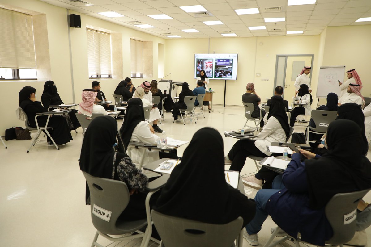 KFMC_RIYADH's tweet photo. ورشة عمل “جاهزية” بالتعاون مع الإدارة العامة لمكافحة العدوى لتعزيز استعداد فرق مكافحة العدوى عبر محاكاة واقعية وتدريب عملي على أحدث الأدلة والإجراءات، بهدف دعم الجاهزية والاستجابة السريعة للأمراض المستجدة.

#مدينة_الملك_فهد_الطبية
#تجمع_الرياض_الصحي_الثاني https://t.co/Q9cLBVBoAK