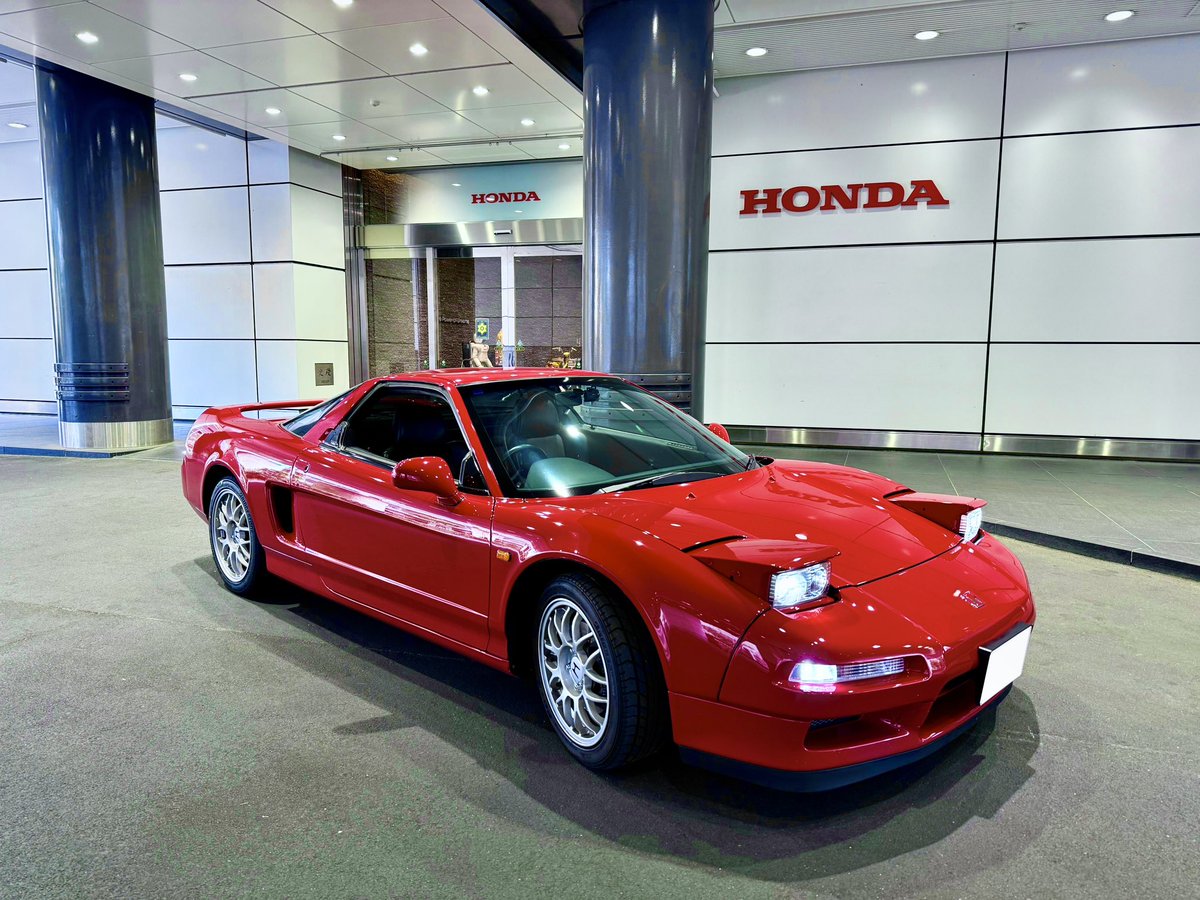 NSRyou_nsx's tweet photo. #2025年自分が選ぶ今年上半期の1枚
ホンダ青山ビル最後のご挨拶写真🚗 https://t.co/kVNphOGGQF