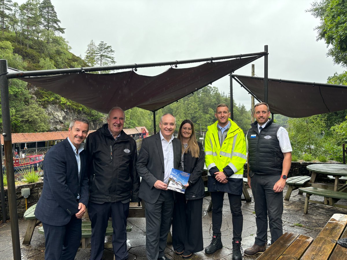 Digital Connectivity Scotland (@digconnectscot) on Twitter photo Over 27,000 homes and businesses across Scotland gained gigabit broadband connections in 2024-25 through our #R100 contracts.
This surpasses our Programme for Government commitment.
<a href="/RichardLochhead/">Richard Lochhead</a> visited <a href="/SeeLochKatrine/">Steamship Sir Walter Scott</a> to mark this milestone.
More➡️digitalconnectivity.campaign.gov.scot/news/2025/06/b… Over 27,000 homes and businesses across Scotland gained gigabit broadband connections in 2024-25 through our #R100 contracts.
This surpasses our Programme for Government commitment.
<a href="/RichardLochhead/">Richard Lochhead</a> visited <a href="/SeeLochKatrine/">Steamship Sir Walter Scott</a> to mark this milestone.
More➡️digitalconnectivity.campaign.gov.scot/news/2025/06/b…
