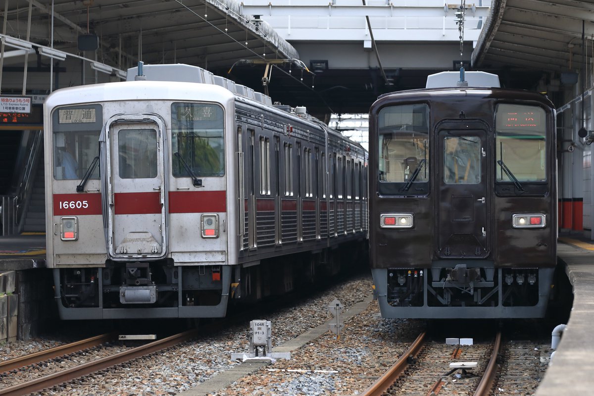 _HETAPhoto's tweet photo. 2025/7/2 8000型 81111編成 「ぶどう色1号8000型」回送・臨時貨物列車 東武線・秩父鉄道線 各所にて。 https://t.co/eJ4dr2YisB