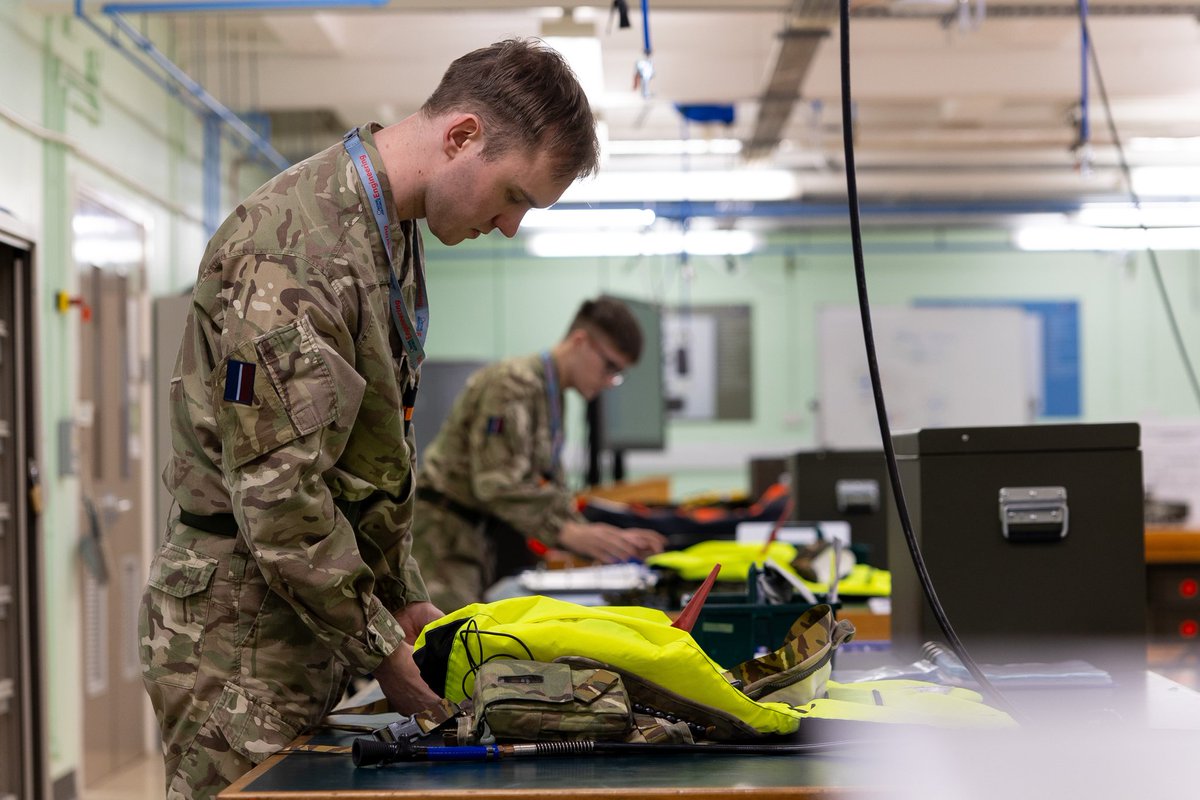 Head to our fb to see what these Survival Equipment Technician apprentices are up to 👇

facebook.com/share/p/1Akcsa…